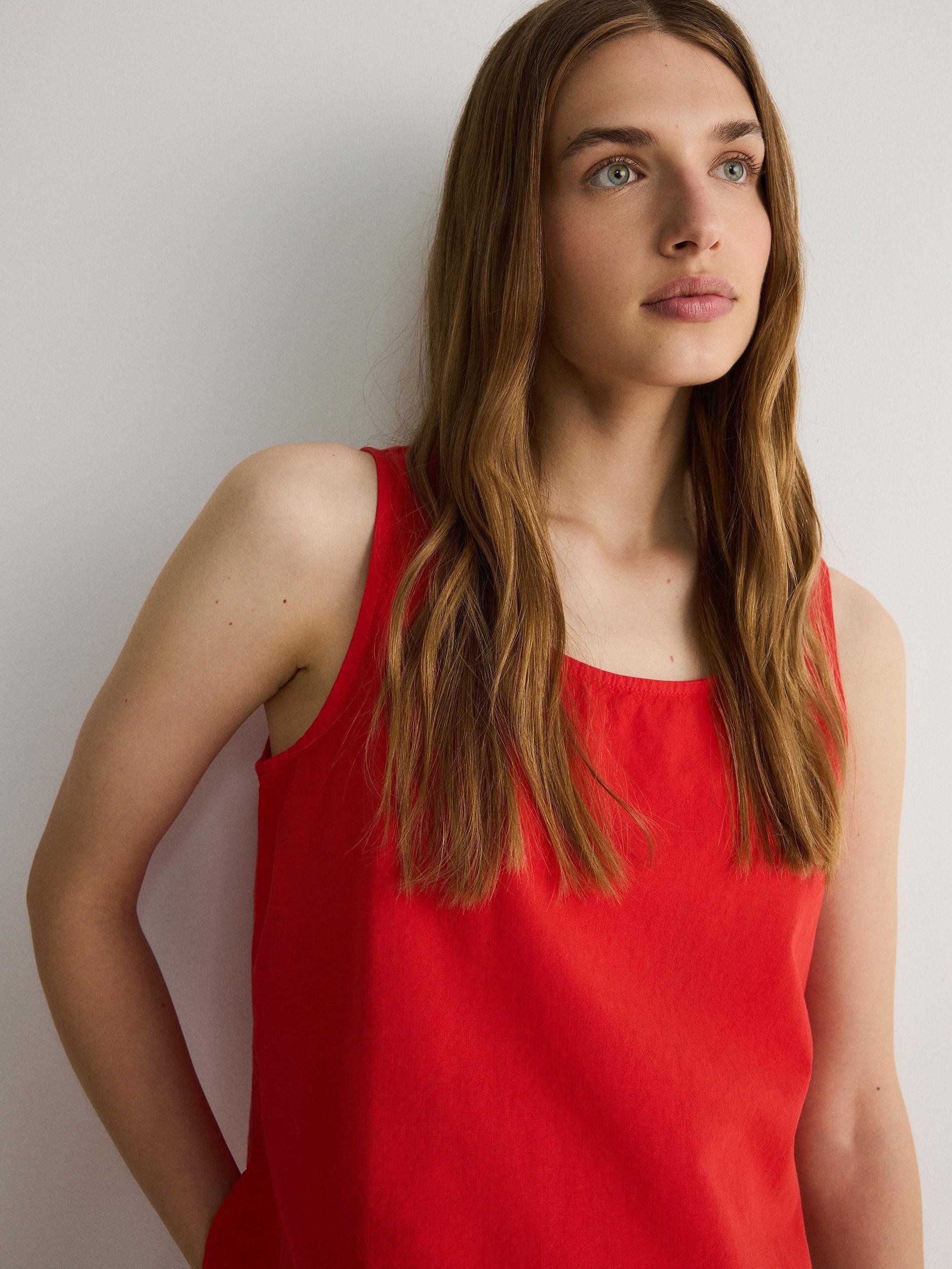 Red Round Neck Top, , large image number 2