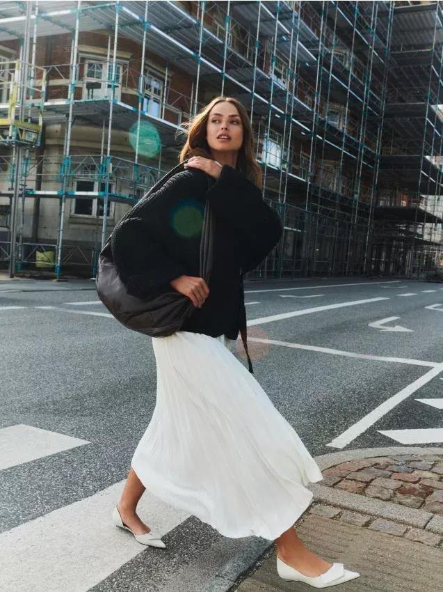 White Pleated Skirt, , large image number 0