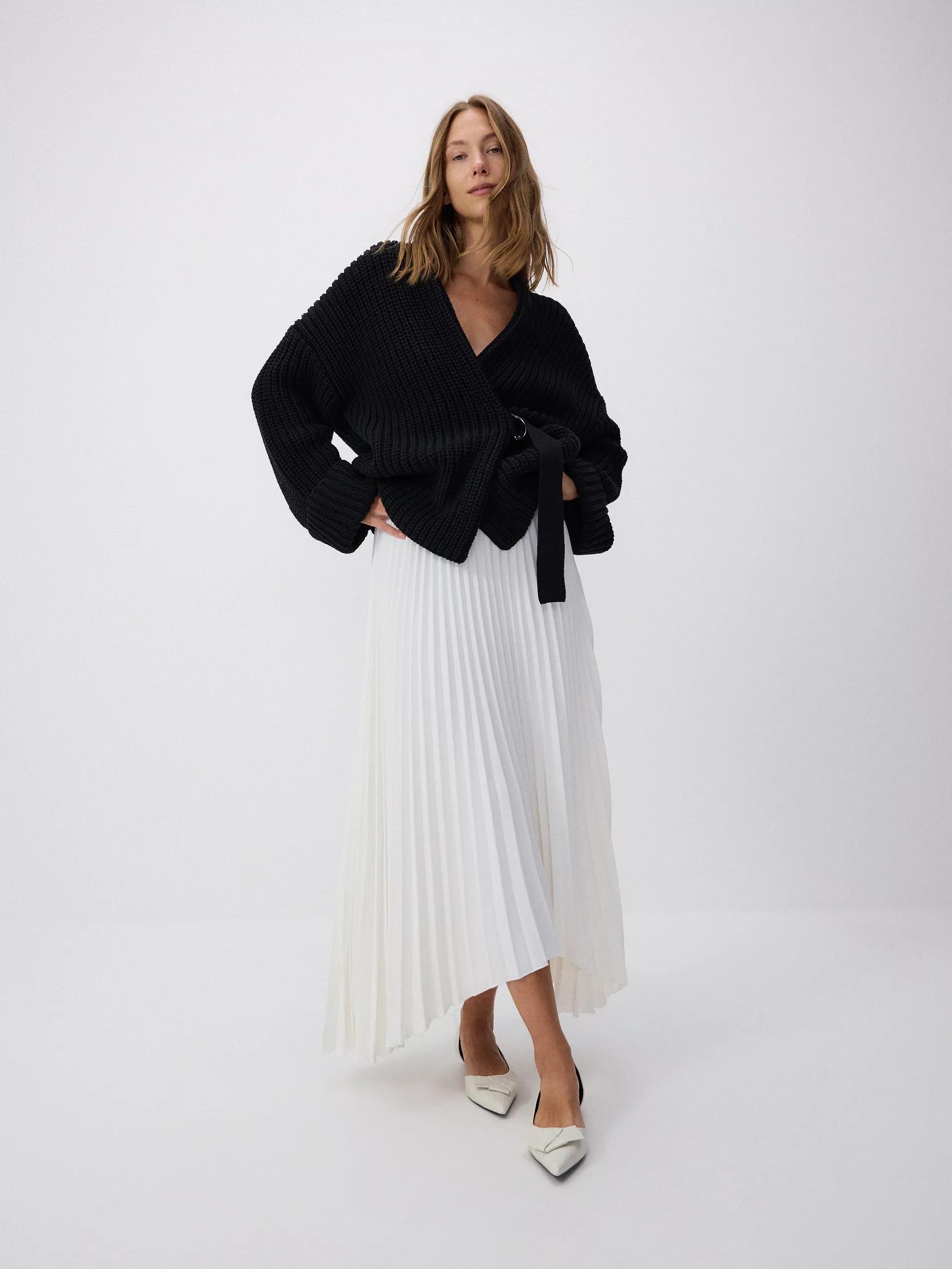 White Pleated Skirt, , large image number 2