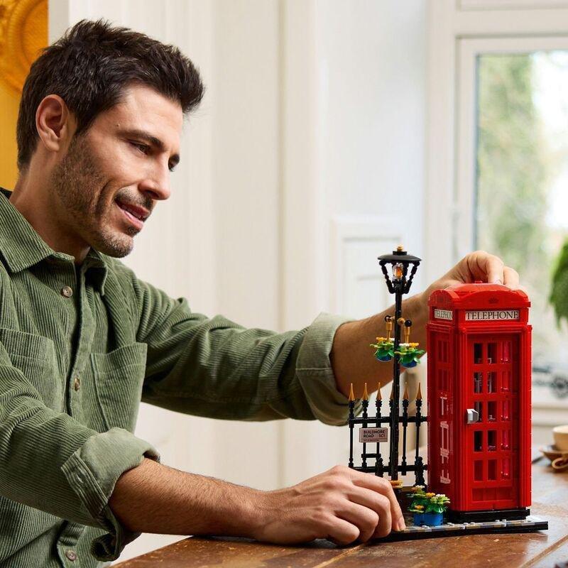 LEGO Ideas Red London Telephone Box Set 21347 Building Set (1460 pieces), , large image number 1