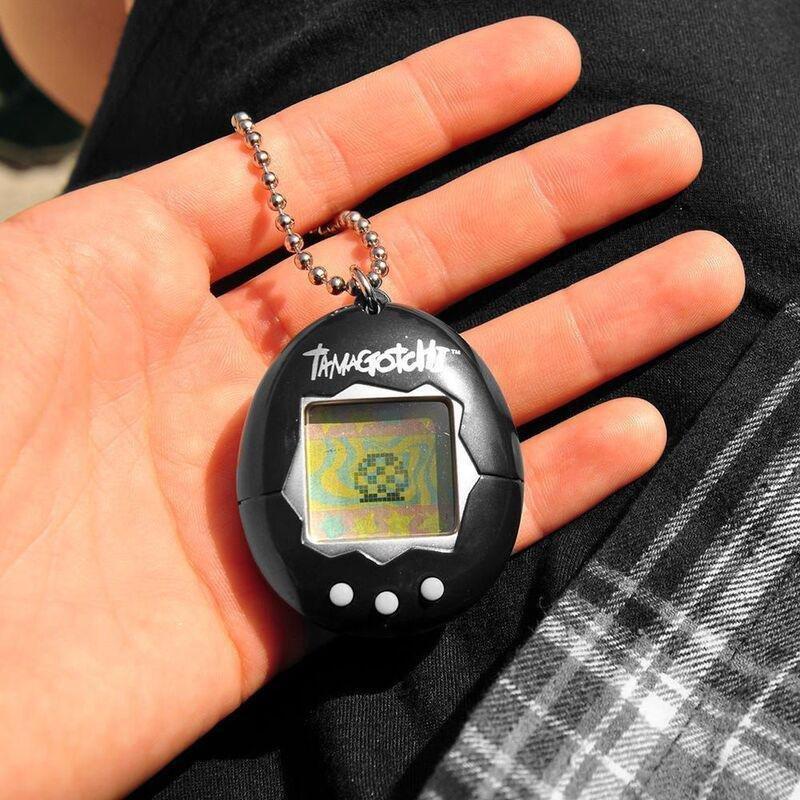 Bandai Tamagotchi The Original Virtual Reality Pet Original Black, , large image number 2
