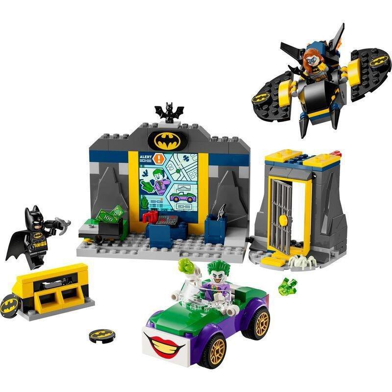 LEGO DC Batman The Batcave with Batman Batgirl & The Joker 76272, , large image number 3