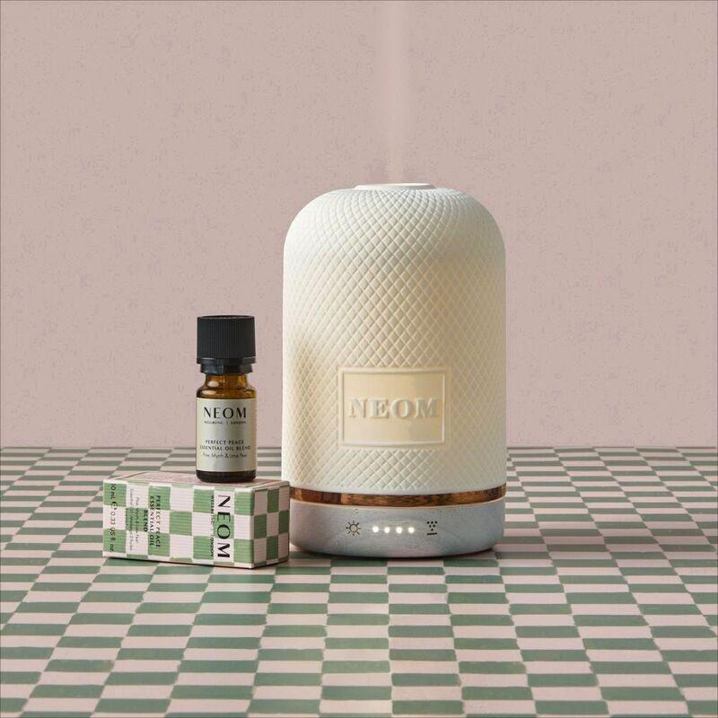 Neom Wellbeing Perfect Peace Essential Oil Blend 10ml, , large image number 4