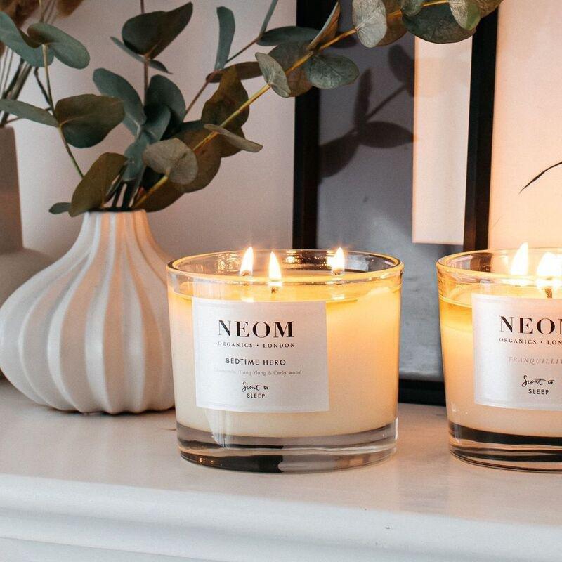 Neom Wellbeing 3 Wick Bedtime Hero Scented Candle (420g) - Chamomile / Ylang Ylang / Cedarwood, , large image number 1