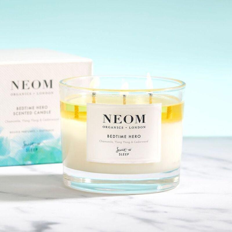 Neom Wellbeing 3 Wick Bedtime Hero Scented Candle (420g) - Chamomile / Ylang Ylang / Cedarwood, , large image number 4