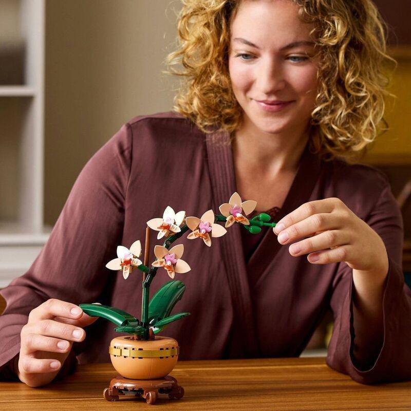 LEGO Botanicals Mini Orchid 10343 (274 Pieces), , large image number 1