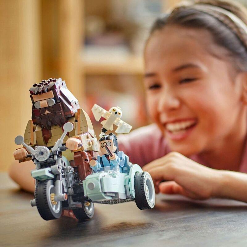 LEGO Harry Potter Hagrid And Harry'S Motorcycle Ride 76443 (617 Pieces), , large image number 2