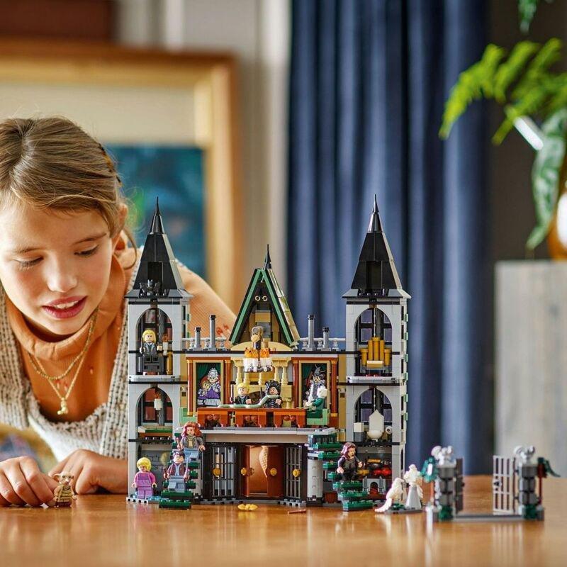 LEGO Harry Potter Malfoy Manor 76453 (1601 Pieces), , large image number 3