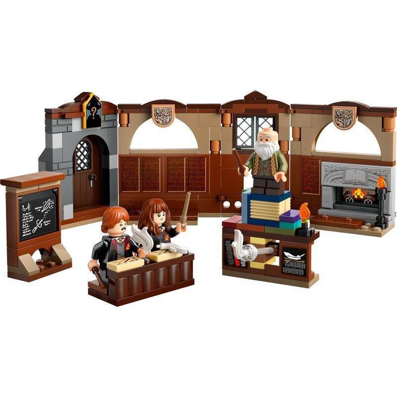 LEGO Harry Potter Hogwart Castle Charms Class 76442 (204 Pieces), , large image number 5