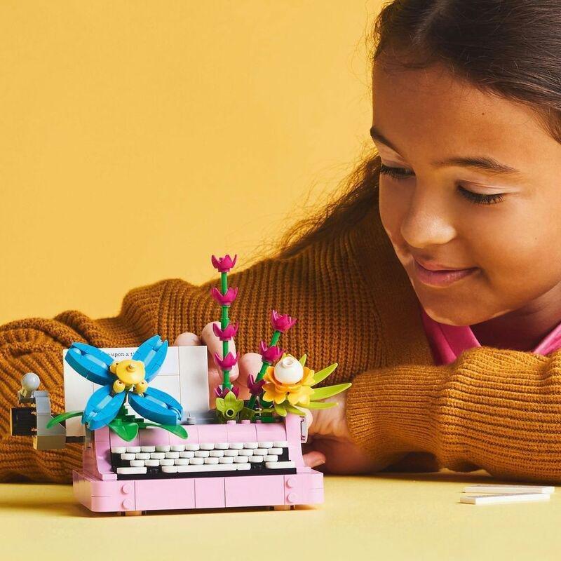LEGO Creator 3-In-1 Typewriter With Flowers 31169 (363 Pieces), , large image number 2