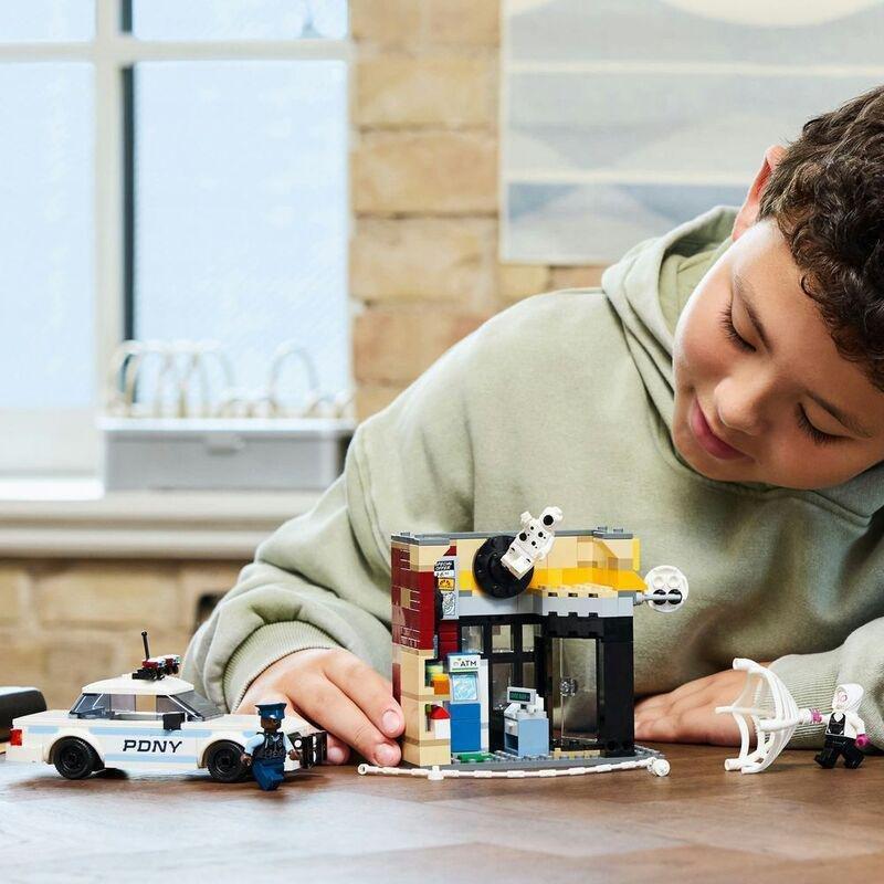LEGO Spider-Verse Miles Morales Vs. The Spot 76311 (375 Pieces), , large image number 3