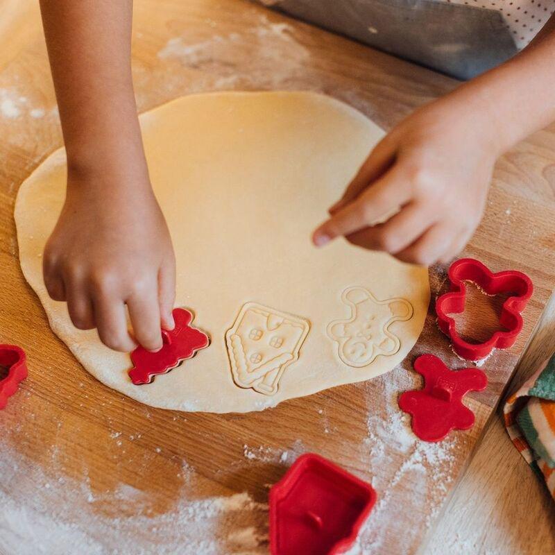 Legami 5 Cookie Cutters with Stamps - Cookie Time! - Christmas, , large image number 4