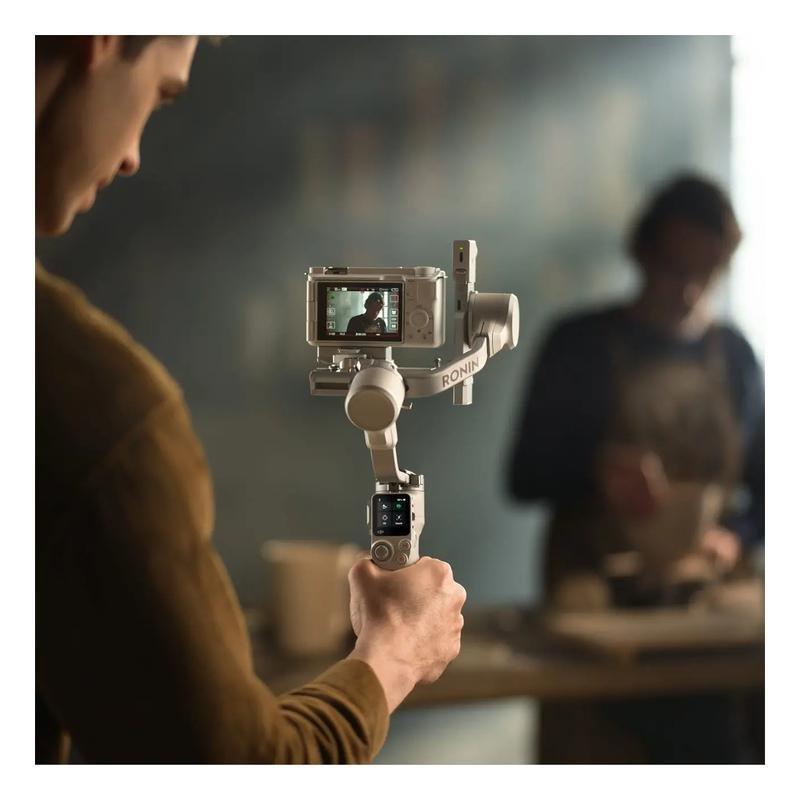 DJI RS 4 Mini Combo Gimbal Camera Stabilizer, , large image number 4