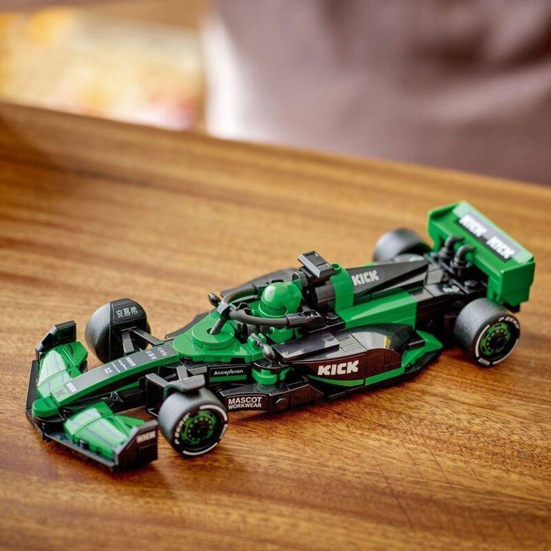 LEGO Speed Champions F1 Kick Sauber Team C44 Race Car 77247 (259 Pieces), , large image number 5