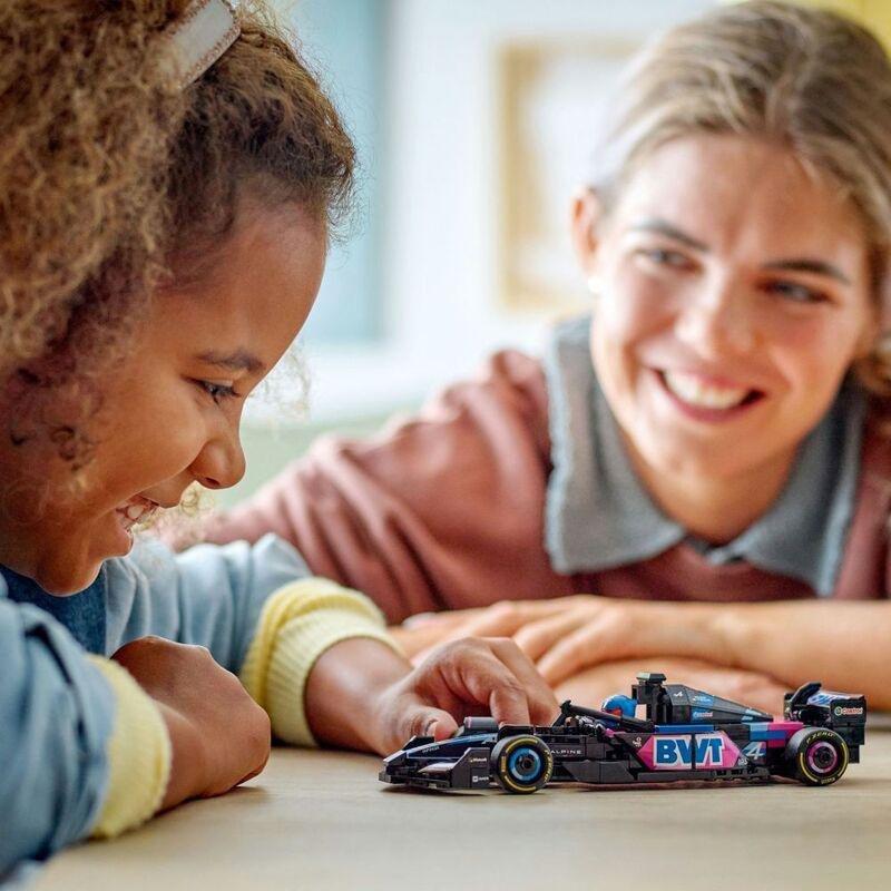LEGO Speed Champions F1 BWT Alpine Team A524 Race Car 77248 (258 Pieces), , large image number 2