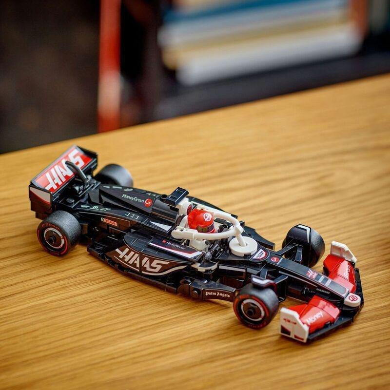 LEGO Speed Champions F1 Moneygram Haas Team VF-24 Race Car 77250 (242 Pieces), , large image number 4