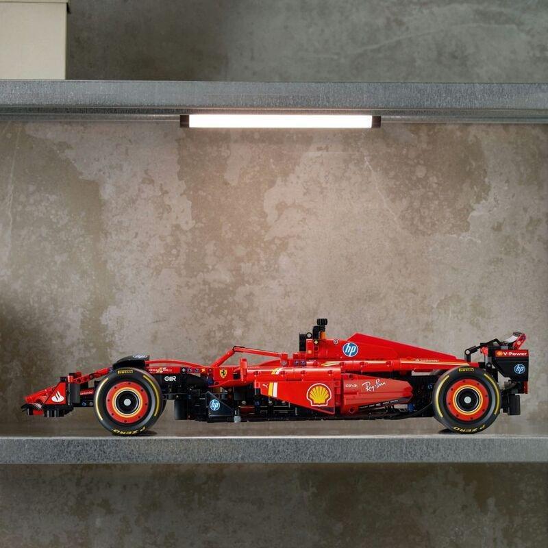 LEGO Technic Ferrari SF-24 F1 Race Car 42207 (1361 Pieces), , large image number 3