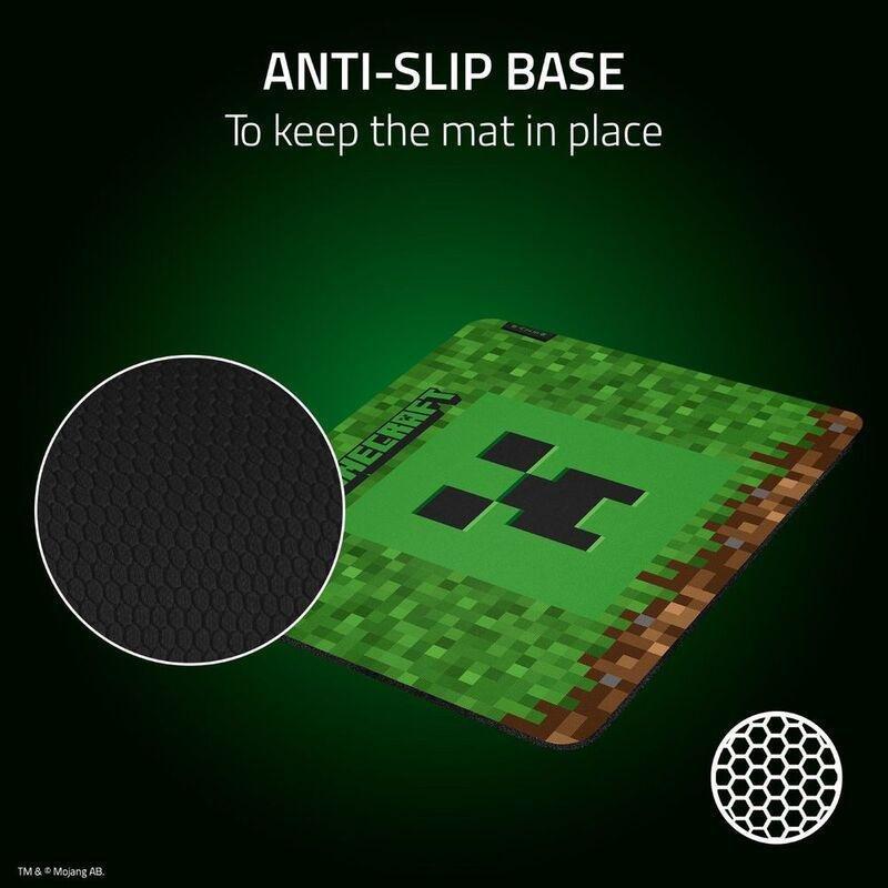 Razer Gigantus V2 Medium Soft Gaming Mouse Mat - (Minecraft Edition) (14.18 x 10.84 x 0.12-Inch), , large image number 4
