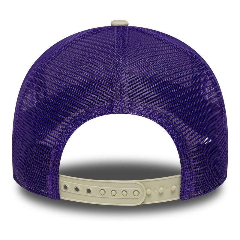 New Era Script Logo 9Forty Trucker Los Angeles Lakers Light Beige Cap (One Size), , large image number 1