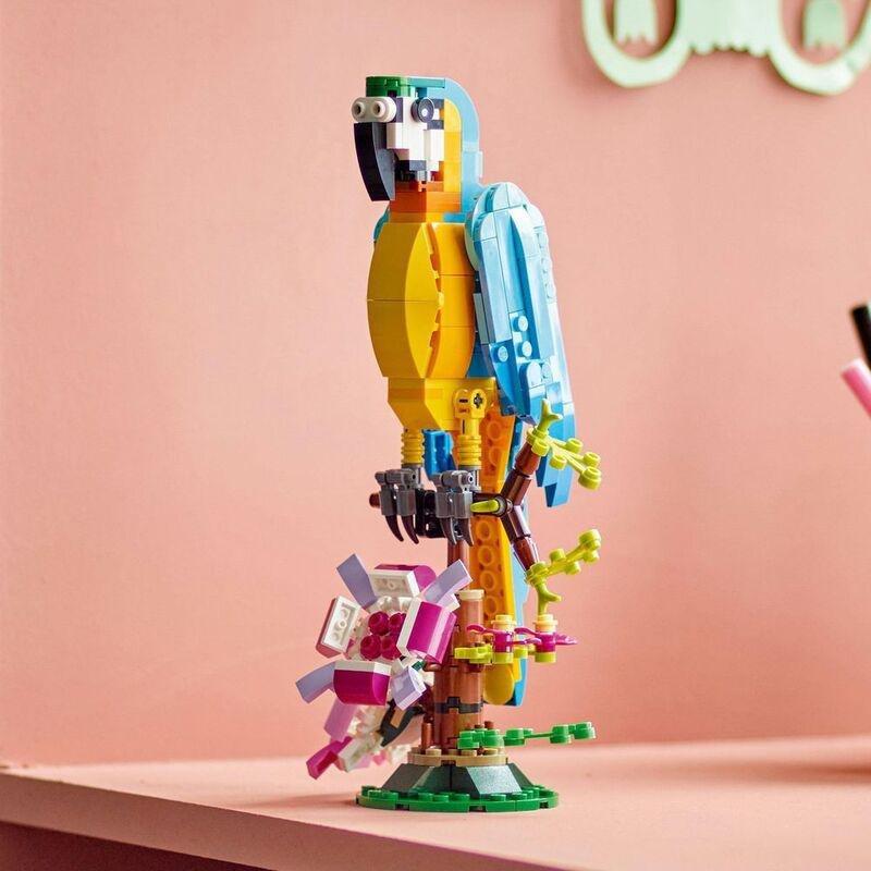 LEGO Creator Exotic Parrot 31136 (253 Pieces), , large image number 3