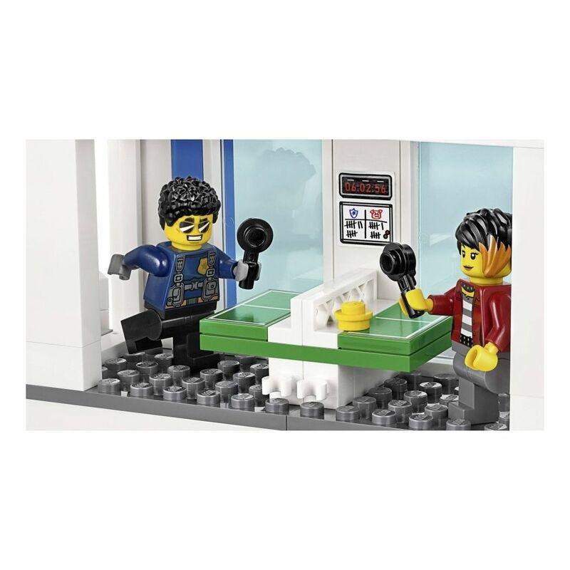 LEGO City Police Police Station 60246, , large image number 4
