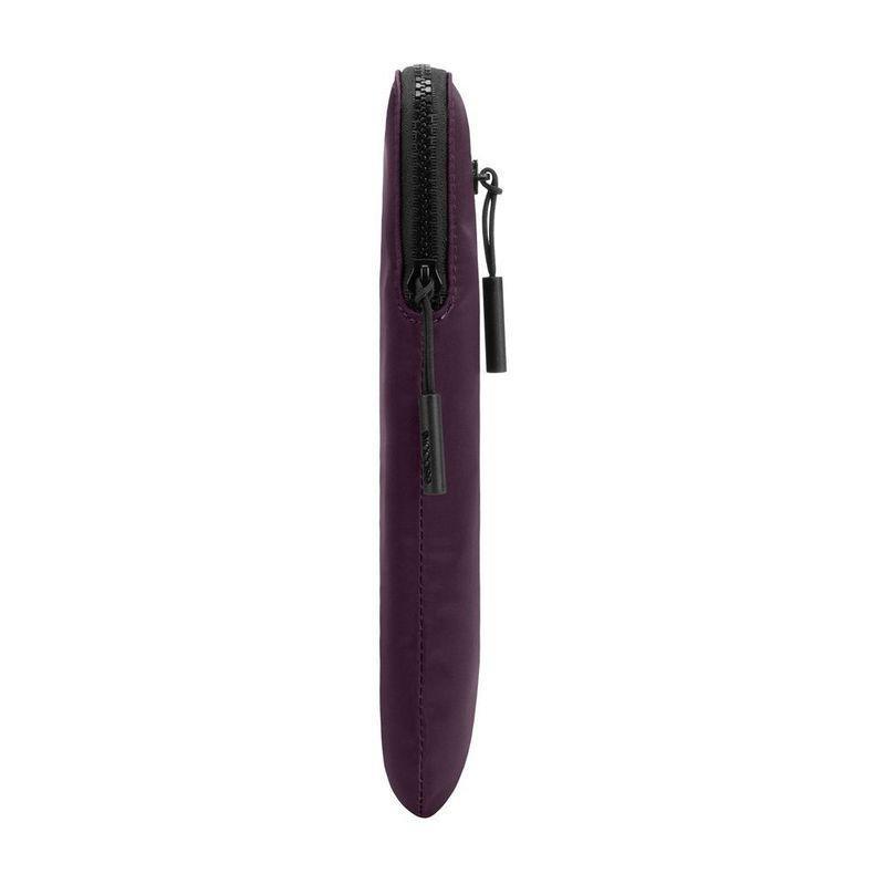 Incase Compact Sleeve in Flight Nylon Case Aubergine for MacBook Pro 15/16-Inch, , large image number 3