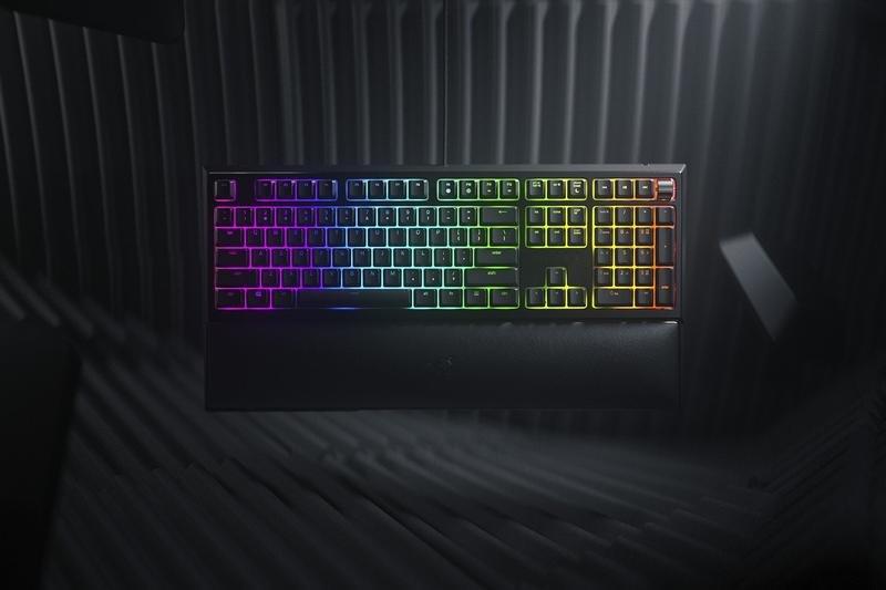 Razer Ornata V2 Mecha-Membrane Gaming Keyboard with Razer Chroma RGB - (US), , large image number 5