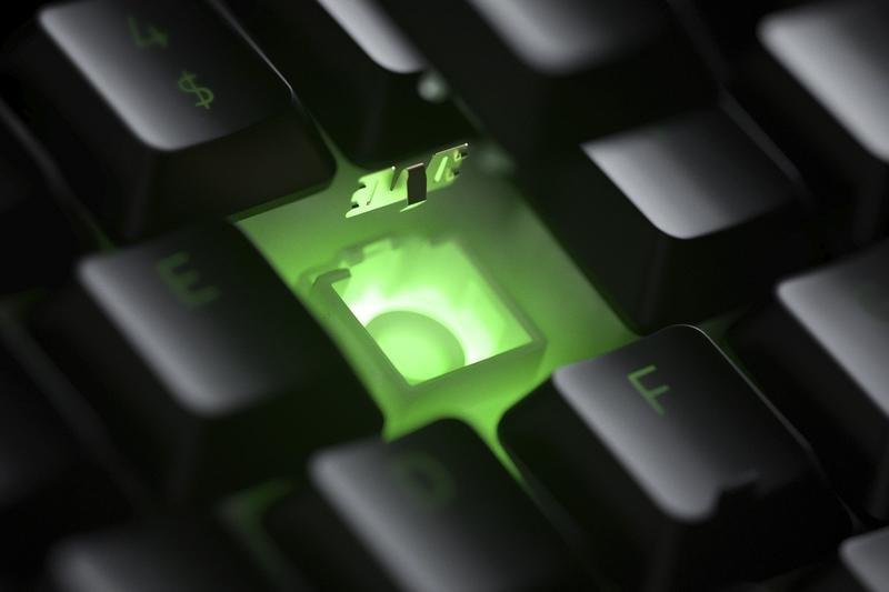 Razer Ornata V2 Mecha-Membrane Gaming Keyboard with Razer Chroma RGB - (US), , large image number 6