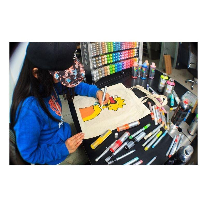 Montana Colors Water Based 100 Marker Titanium White 3mm, , large image number 1