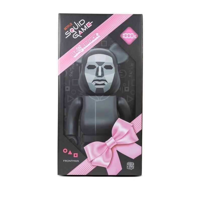Bearbrick 1000&#37; Squid Game Frontman Figure (72cm), , large image number 2