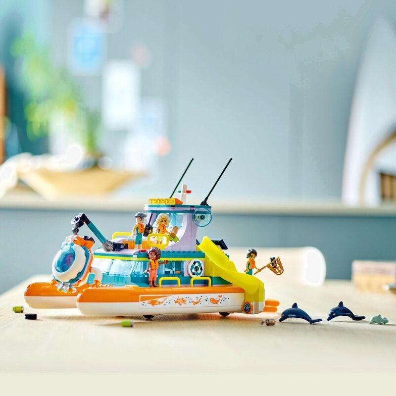 LEGO Friends Sea Rescue Boat Building Set 41734 (717 Pieces), , large image number 3