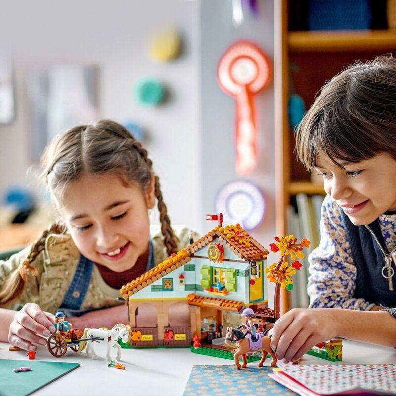 LEGO Friends Autumn's Horse Stable Building Set 41745 (545 Pieces), , large image number 1