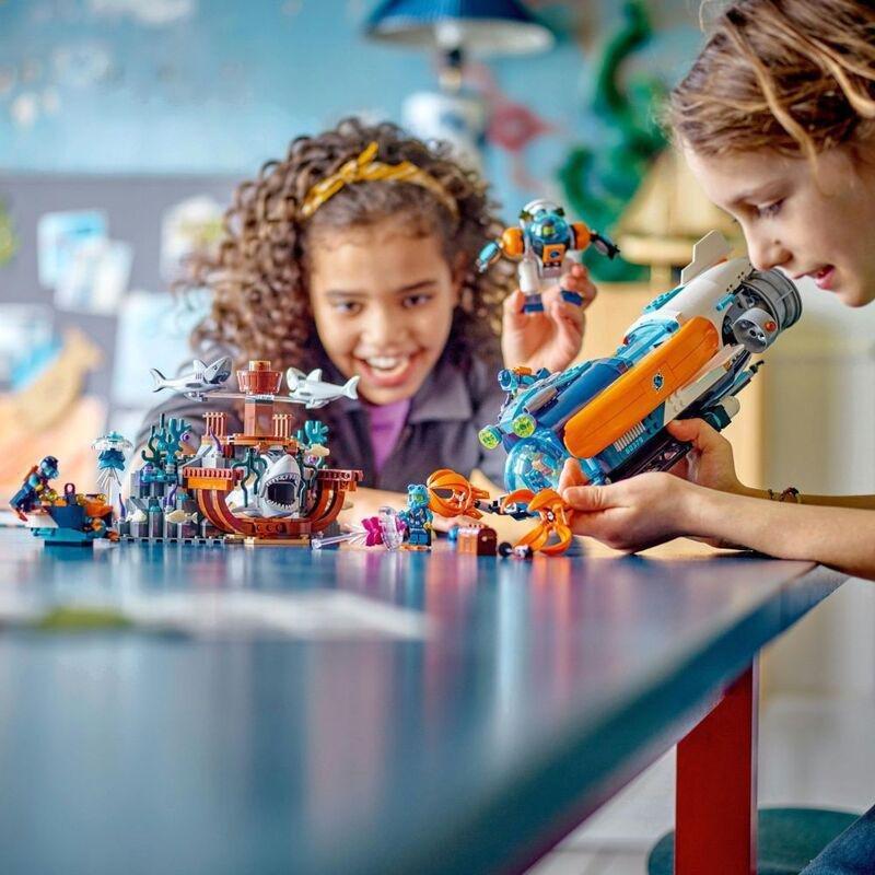 LEGO City Deep-Sea Explorer Submarine Building Set 60379 (842 Pieces), , large image number 1
