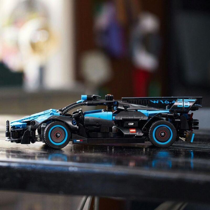 LEGO Technic Bugatti Bolide Agile Blue Building Set 42162 (905 Pieces), , large image number 1