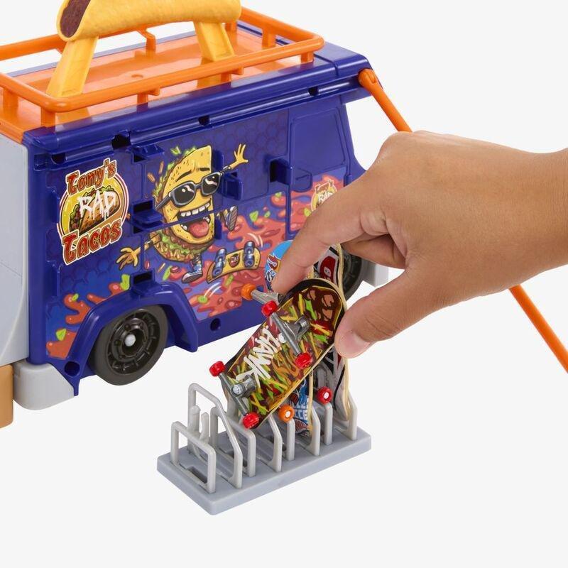 Hot Wheels Skate Tony Hawk's Taco Truck Play Case, , large image number 3