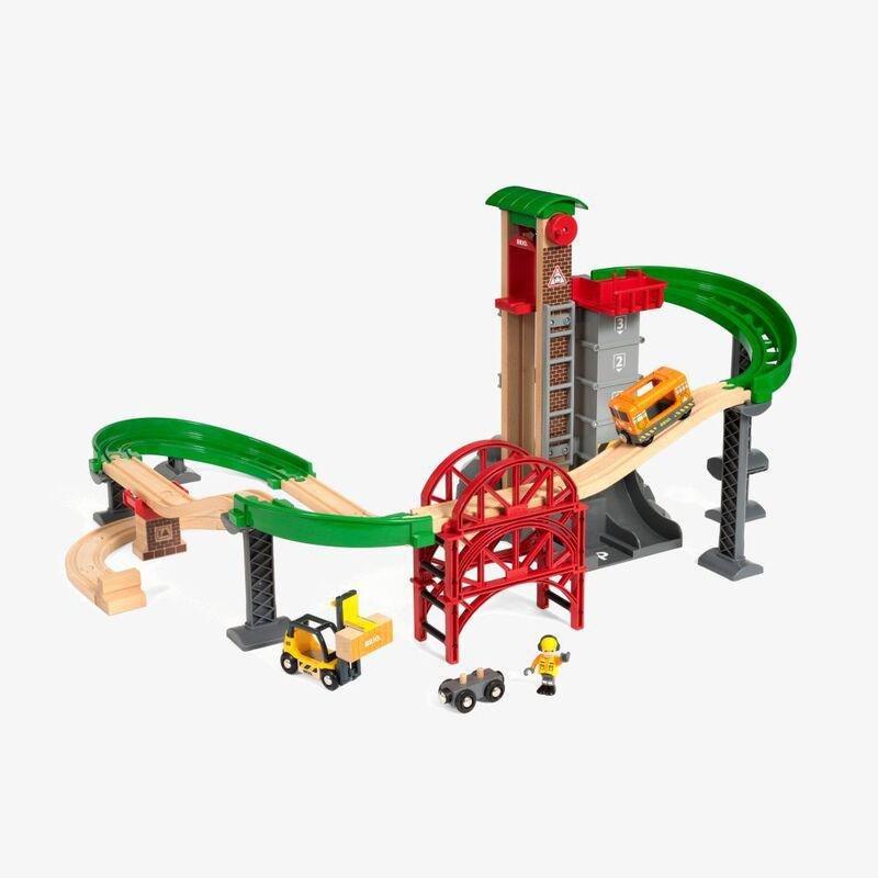Brio World Lift And Load Warehouse Kids Playset, , large image number 1