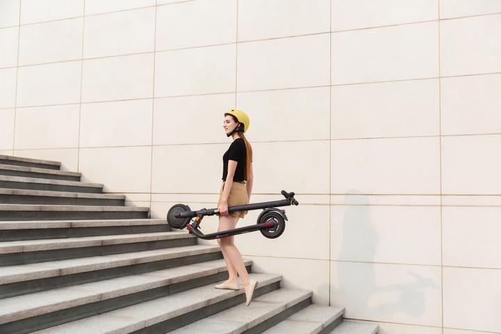 Ninebot Kickscooter E25E Powered by Segway, , large image number 1