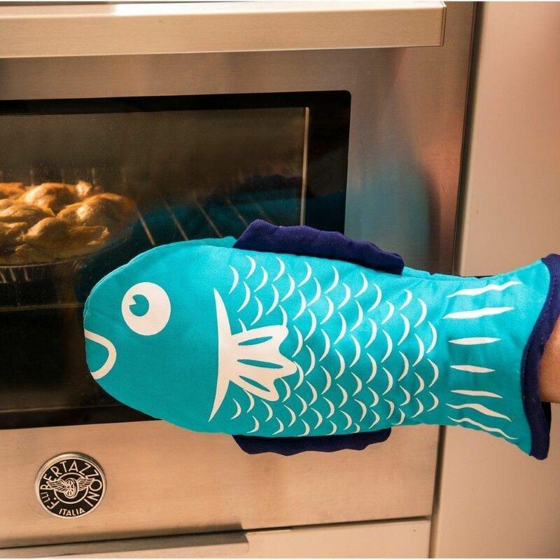 Kikkerland Blue Fish Oven Mitt, , large image number 1