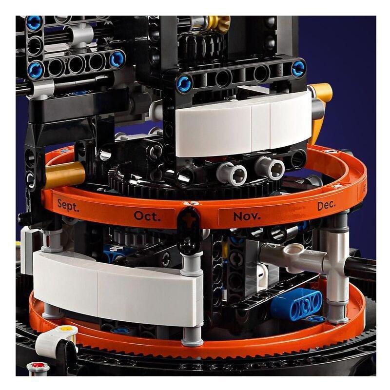 LEGO Technic Planet Earth and Moon in Orbit 42179, , large image number 5