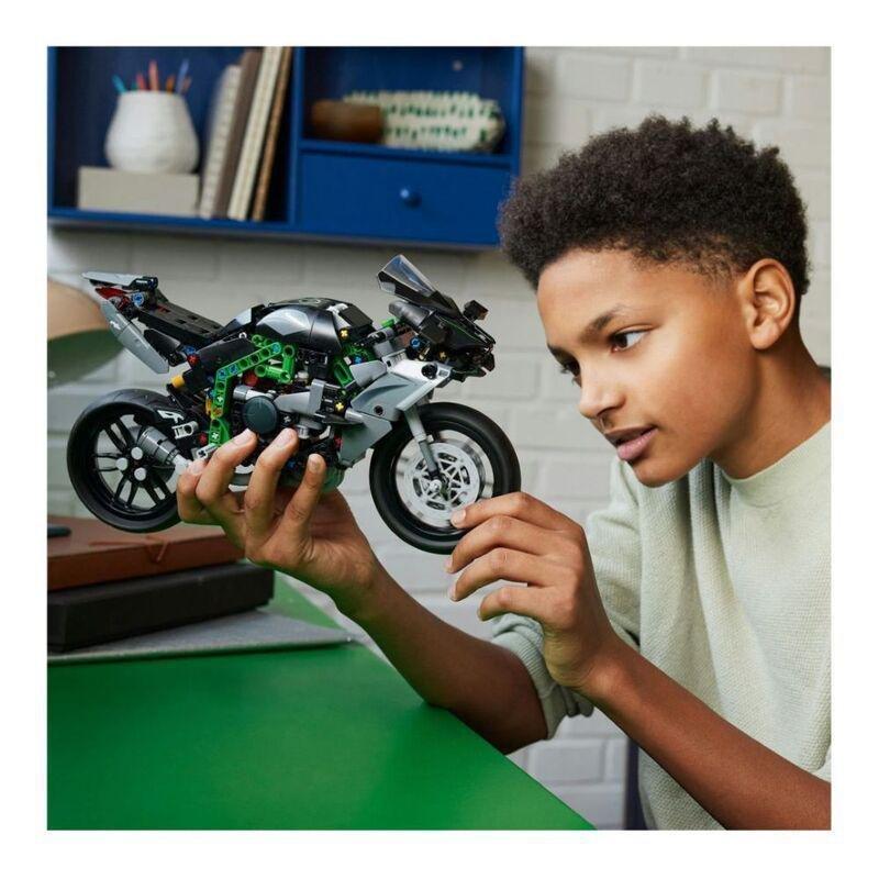 LEGO Technic Kawasaki Ninja H2R Motorcycle Set 42170, , large image number 4