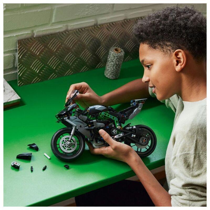 LEGO Technic Kawasaki Ninja H2R Motorcycle Set 42170, , large image number 5