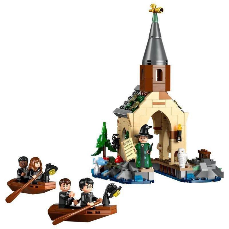 LEGO Harry Potter Hogwarts Castle Boathouse 76426, , large image number 1