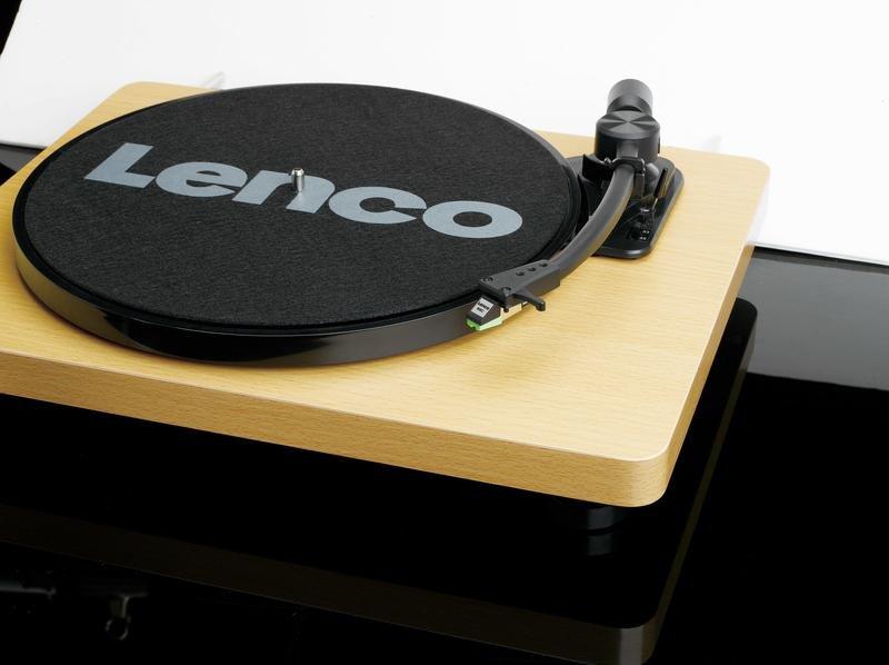 Lenco L-30 Belt-Drive Turntable with Built-in Preamp - Wood, , large image number 3