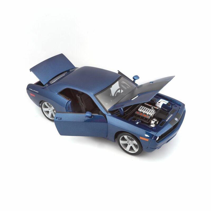 Maisto 2006 Dodge Challenger Concept 1/18 Special Edition Diecast Model, , large image number 3