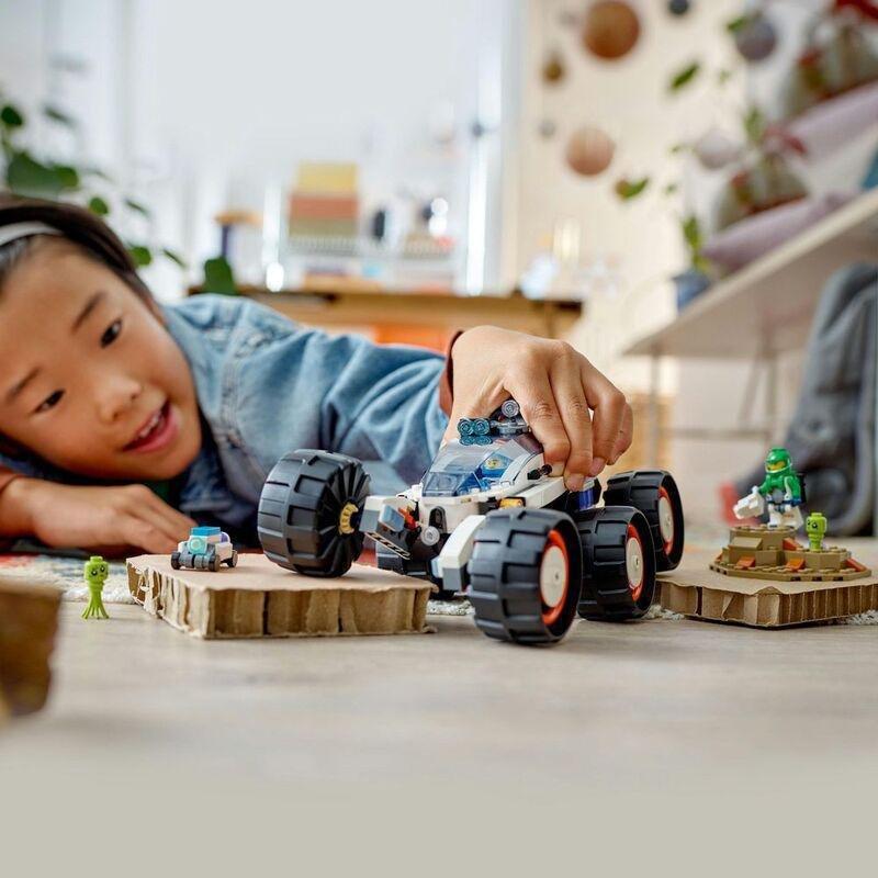 LEGO City Space Explorer Rover And Alien Life 60431 (311 Pieces), , large image number 3