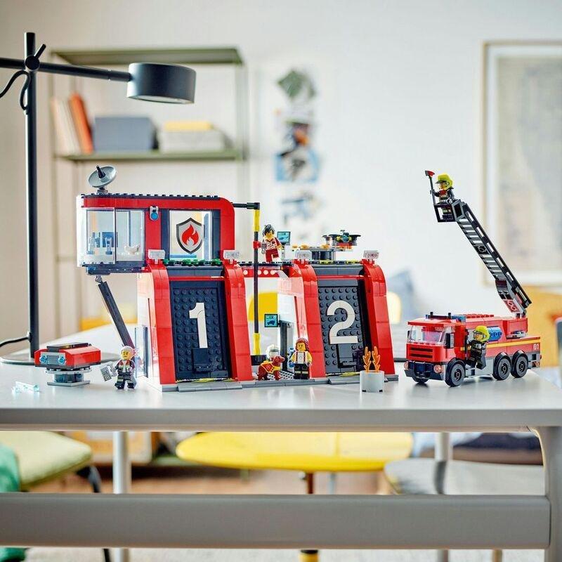LEGO City Fire Station With Fire Engine 60414 (843 Pieces), , large image number 5