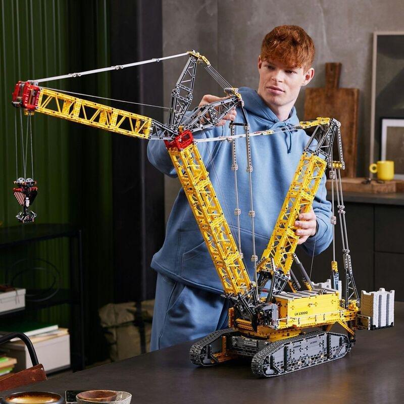LEGO Technic Liebherr Crawler Crane LR 13000 42146 Building Kit (2,883 Pieces), , large image number 1