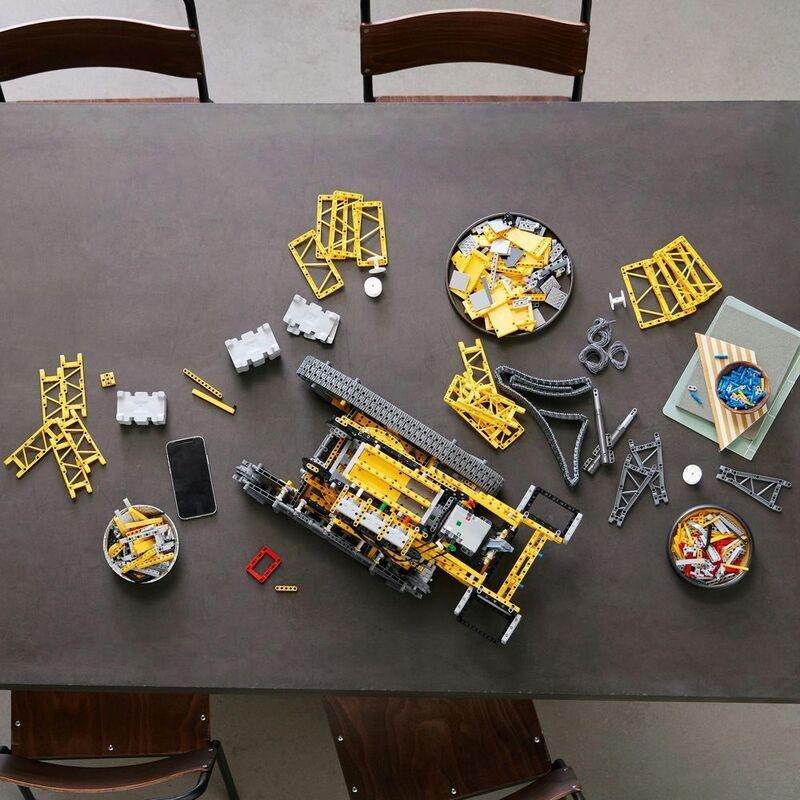 LEGO Technic Liebherr Crawler Crane LR 13000 42146 Building Kit (2,883 Pieces), , large image number 2