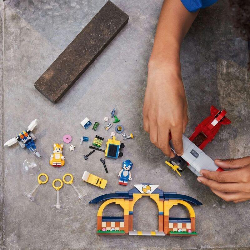 LEGO Sonic the Hedgehog Tails' Workshop and Tornado Plane 76991 (376 Pieces), , large image number 2
