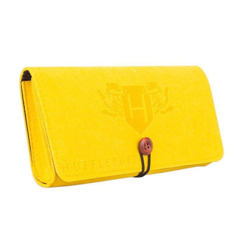 Freaks And Geeks Harry Potter - Hufflepuff Felt Pocket For Switch, , medium